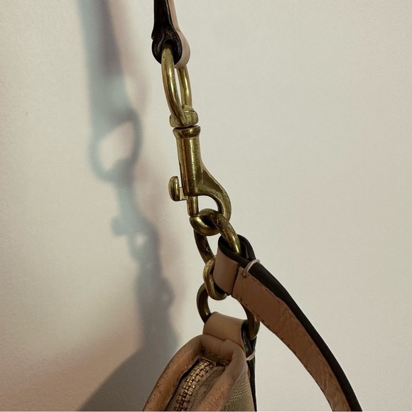 Coach Beige/Green signature canvas & leather Devin stripe shoulder bag & wallet - Picture 5 of 14